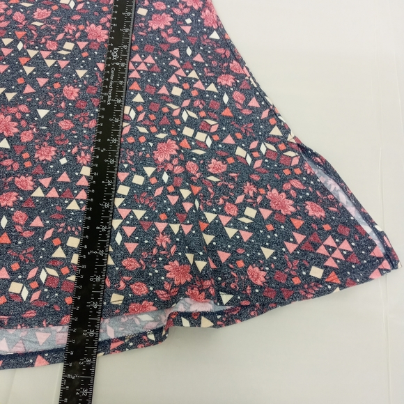 2XL Lula roe mineral wash FLORAL scoop neck short sleeve soft top - Picture 10 of 10